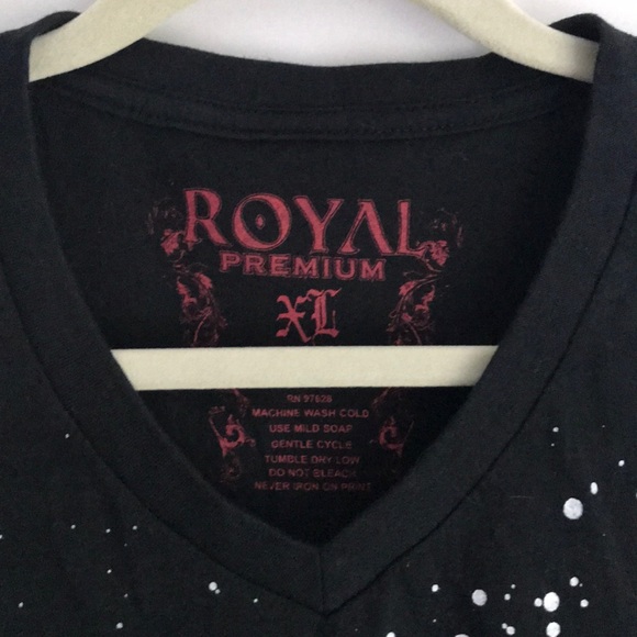 Royal Premium Men’s XL Designer Black Graphic Tee - Picture 2 of 3